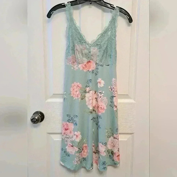 ❤️ NWOT Flora Nikrooz Green Floral  Chemise Small Lace Nightie Pajama Slip - Picture 7 of 10